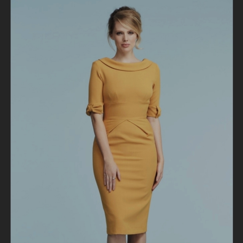 🌼💐The Pretty Dress Company size 14